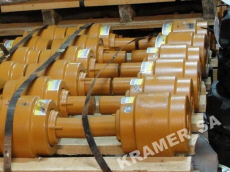 KRAMER Părţi de utilaje de constructii, încărcătoare excavatoare pe buldozere maşini de foraj Polonia 
