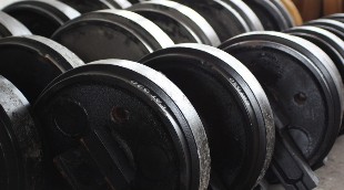 KRAMER Părţi de utilaje de constructii, încărcătoare excavatoare pe buldozere maşini de foraj Polonia 